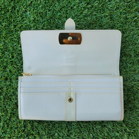 LOUIS VUITTON Continental Cream Wallet - Picture 5 of 16